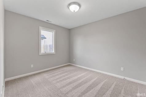909 Jennifer Drive Ligonier IN 46767