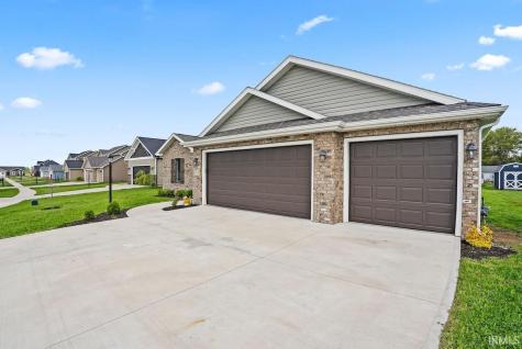909 Jennifer Drive Ligonier IN 46767