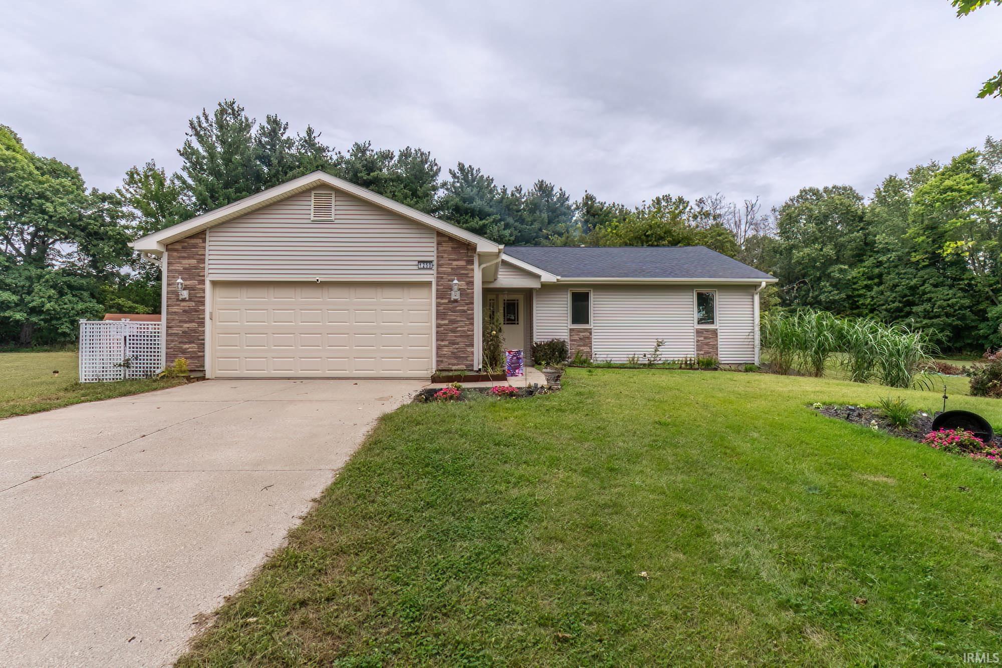 1250 N Arbutus Trail Warsaw IN 46580