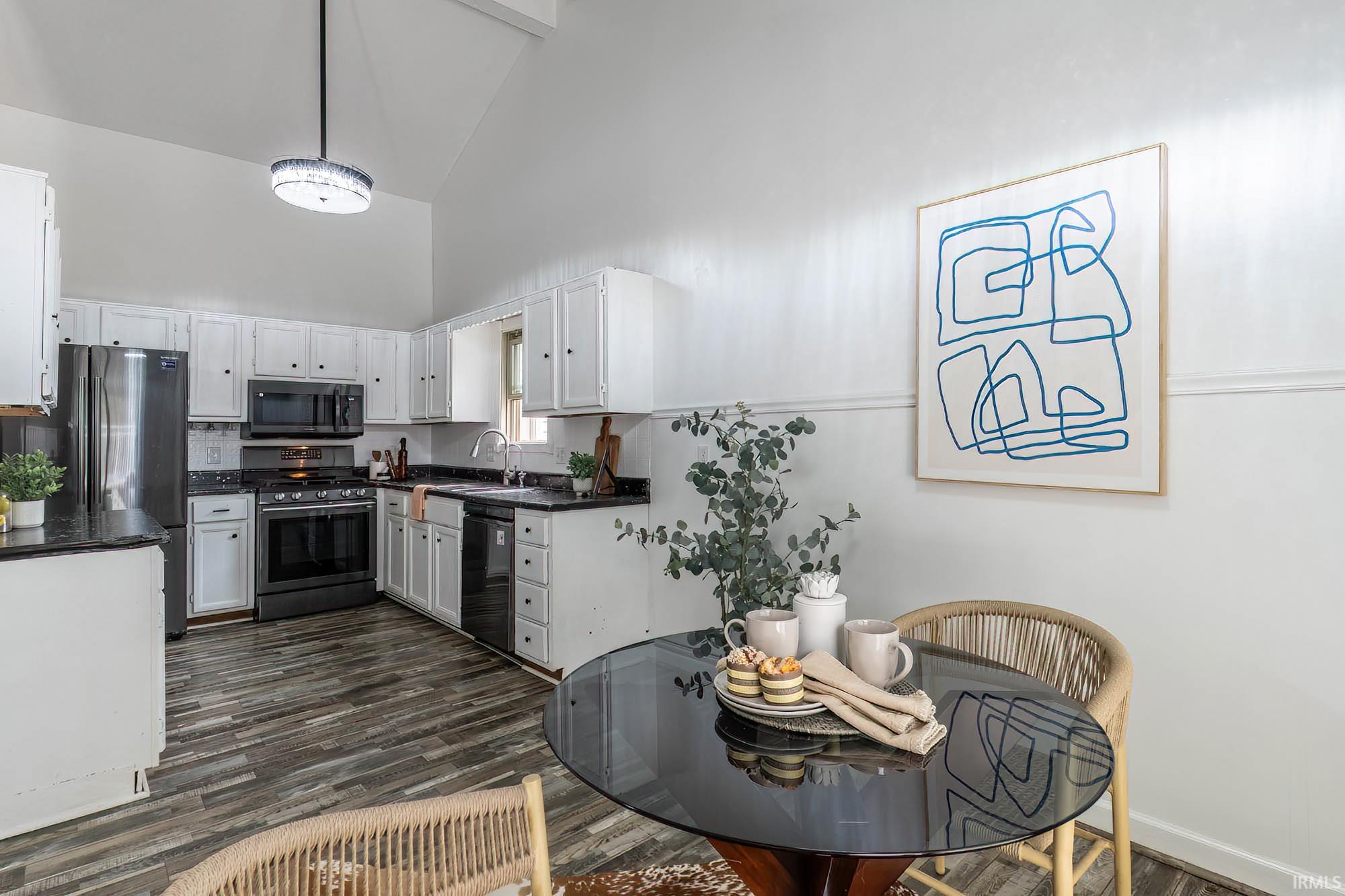 1250 N Arbutus Trail Warsaw IN 46580