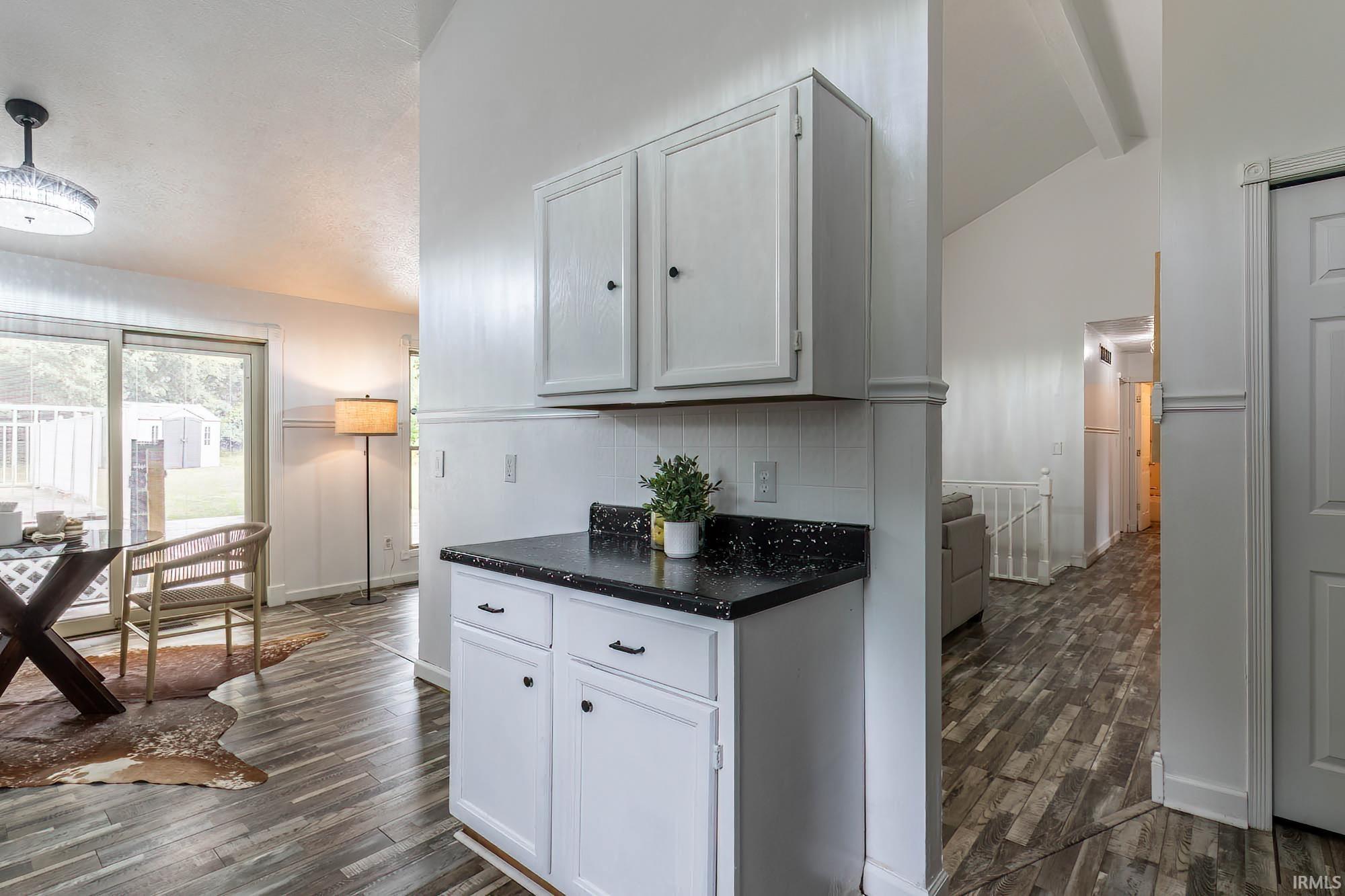 1250 N Arbutus Trail Warsaw IN 46580