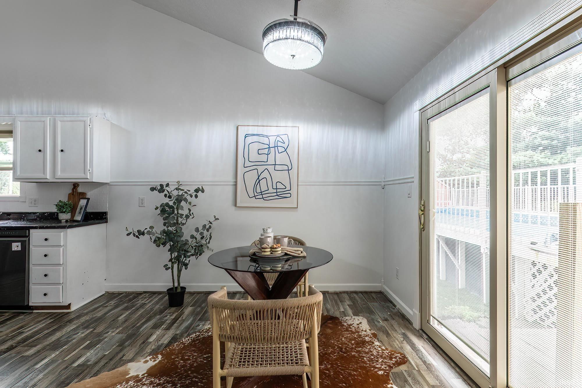 1250 N Arbutus Trail Warsaw IN 46580