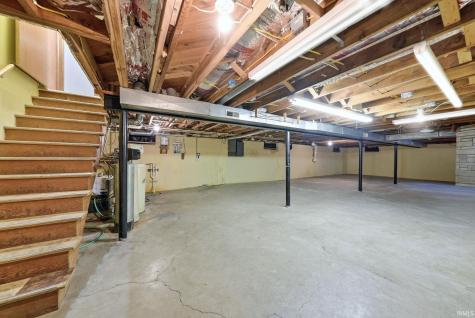2113 Maples Road Fort Wayne IN 46816