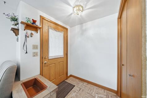 2113 Maples Road Fort Wayne IN 46816