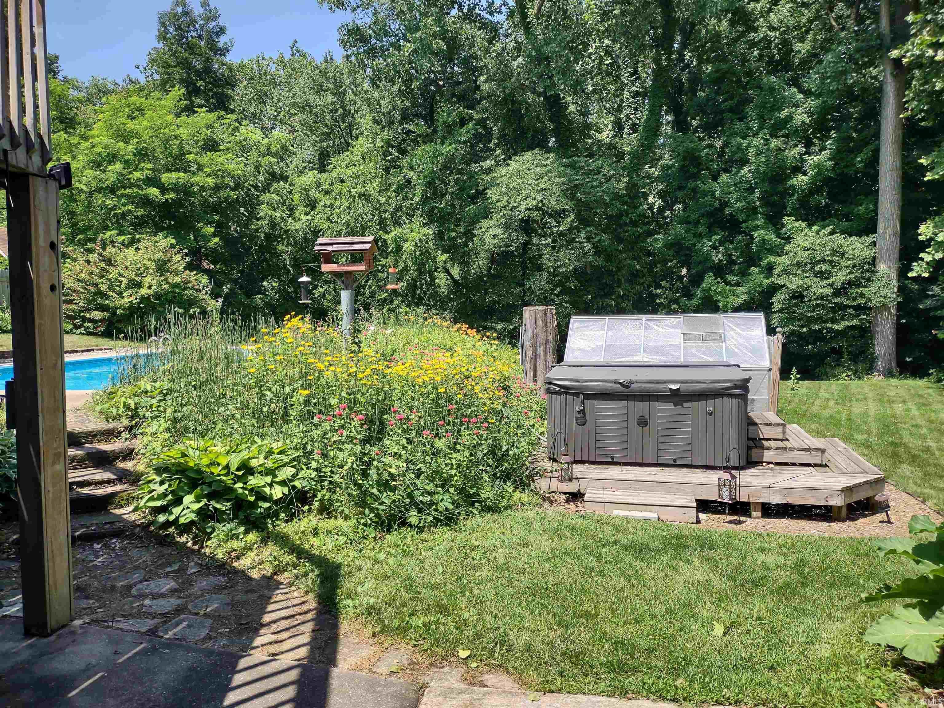 12 Shore Manor Drive Bristol IN 46507