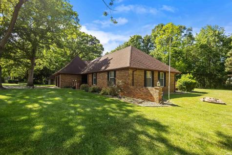 6335 E Hickory Ridge Court Monticello IN 47960