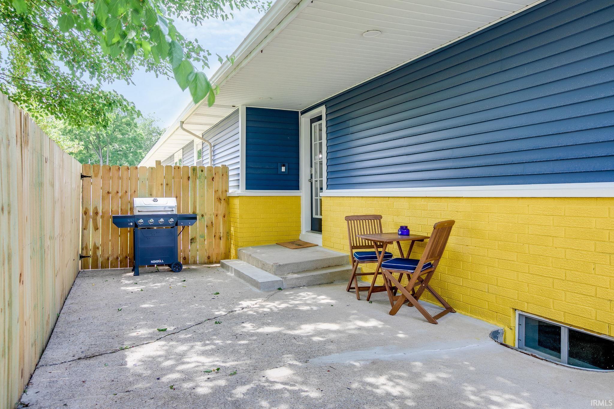 1906 Corby Boulevard South Bend IN 46617