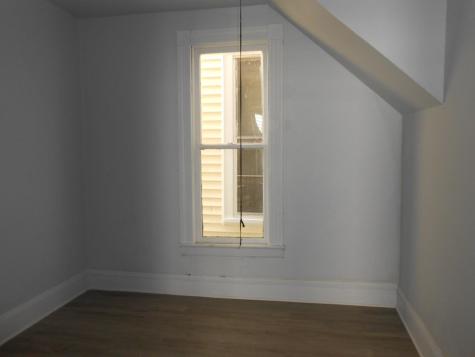 2434 Thompson Avenue Fort Wayne IN 46807