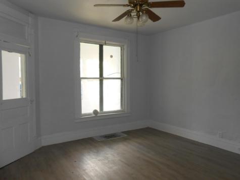 2434 Thompson Avenue Fort Wayne IN 46807
