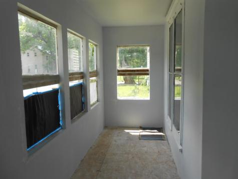 2434 Thompson Avenue Fort Wayne IN 46807