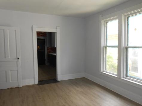 2434 Thompson Avenue Fort Wayne IN 46807