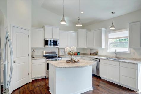 4758 W Hidden Meadow Drive Bloomington IN 47404