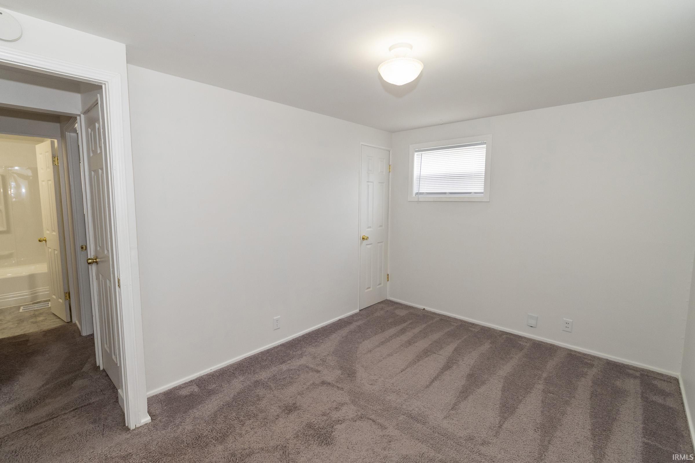 908 Dover Drive South Bend IN 46614