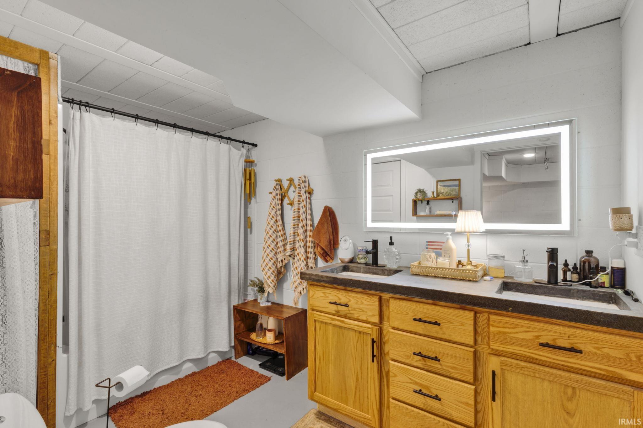55480 County Road 19 Bristol IN 46507