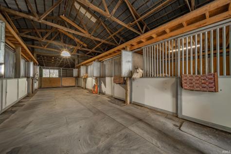 11910 S County Road 800 W Daleville IN 47334
