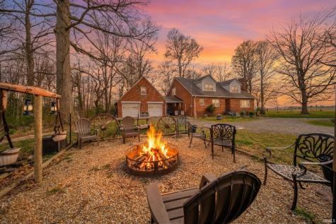 11910 S County Road 800 W Daleville IN 47334