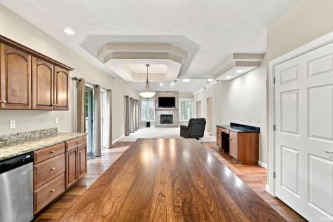 1929 Durkees Run Court Lafayette IN 47909