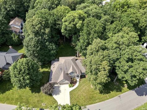 1929 Durkees Run Court Lafayette IN 47909