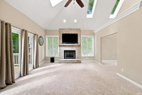 1929 Durkees Run Court Lafayette IN 47909