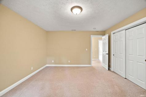 1929 Durkees Run Court Lafayette IN 47909