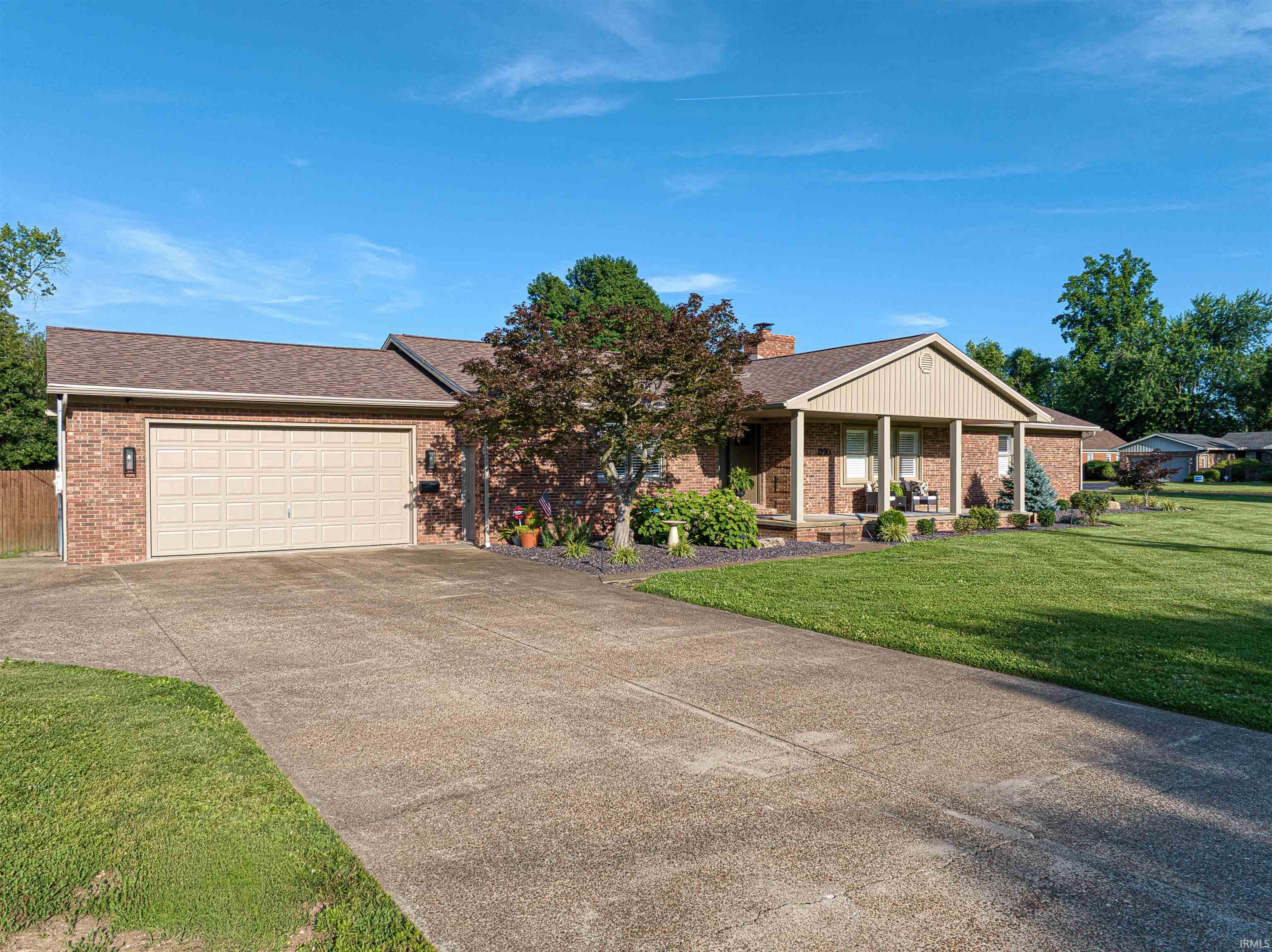 1220 S Royal Avenue Evansville IN 47715