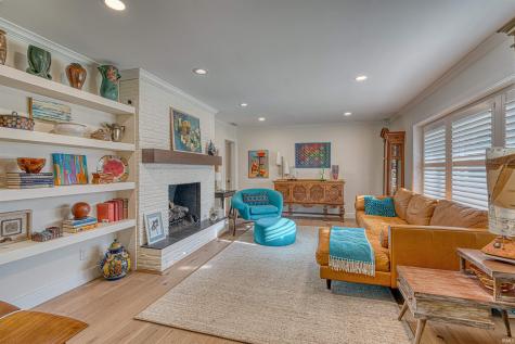 1220 S Royal Avenue Evansville IN 47715