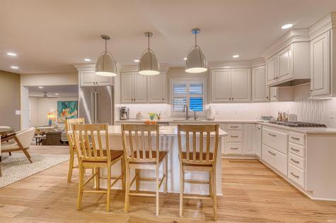 1220 S Royal Avenue Evansville IN 47715
