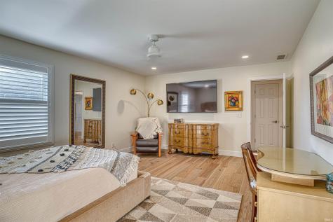 1220 S Royal Avenue Evansville IN 47715