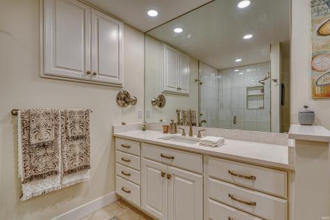 1220 S Royal Avenue Evansville IN 47715