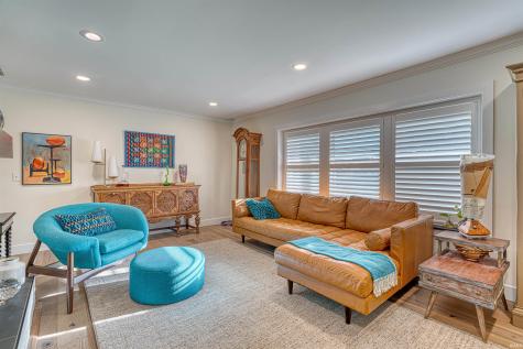1220 S Royal Avenue Evansville IN 47715