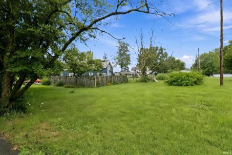 301 E Sycamore Street Silver Lake IN 46982