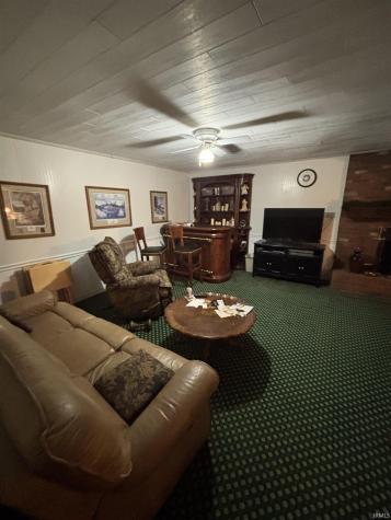 1523 S Red Leaf Drive Evansville IN 47712