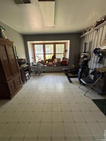 1523 S Red Leaf Drive Evansville IN 47712