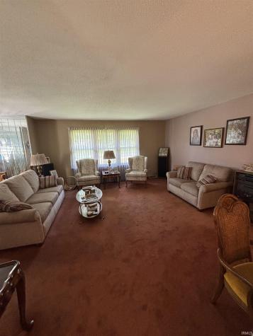 1523 S Red Leaf Drive Evansville IN 47712