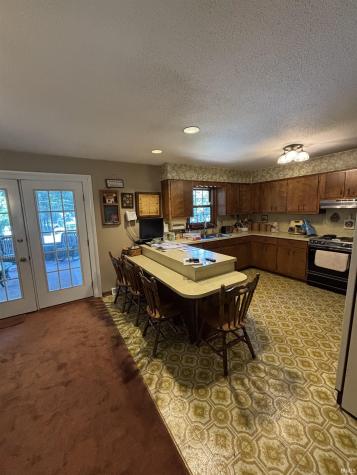 1523 S Red Leaf Drive Evansville IN 47712