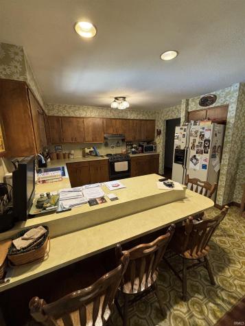 1523 S Red Leaf Drive Evansville IN 47712