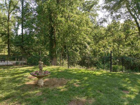 4800 Hoelscher Road Evansville IN 47712