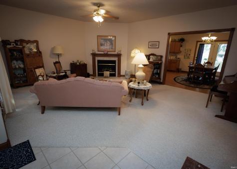 104 Maple Cove Williamsport IN 47993