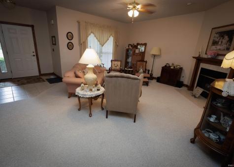 104 Maple Cove Williamsport IN 47993
