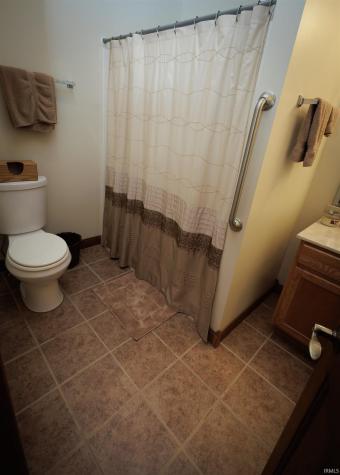 104 Maple Cove Williamsport IN 47993
