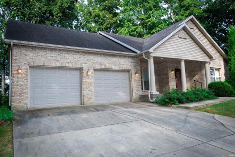 104 Maple Cove Williamsport IN 47993