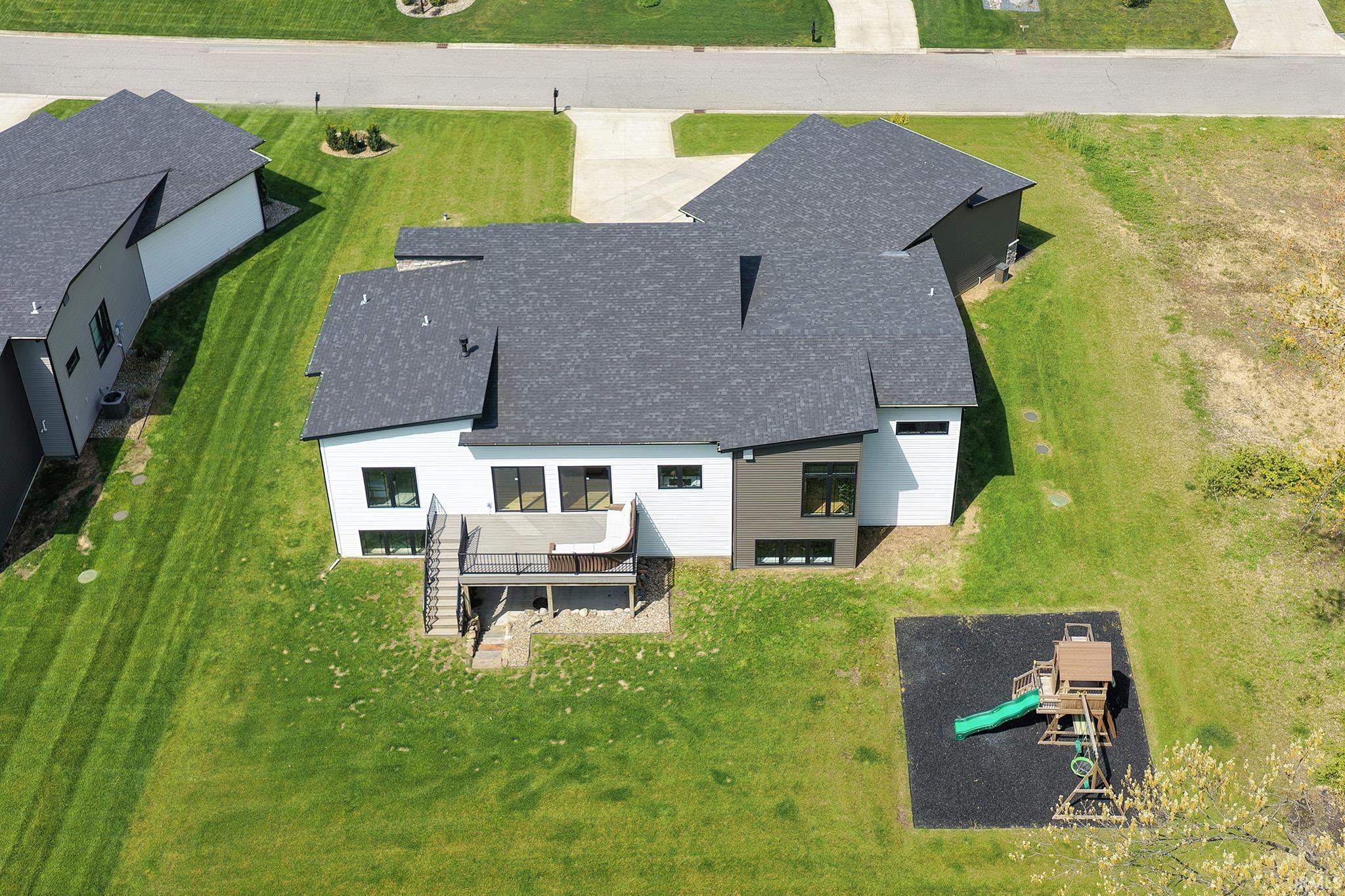 50824 Brownstone Drive Granger IN 46530