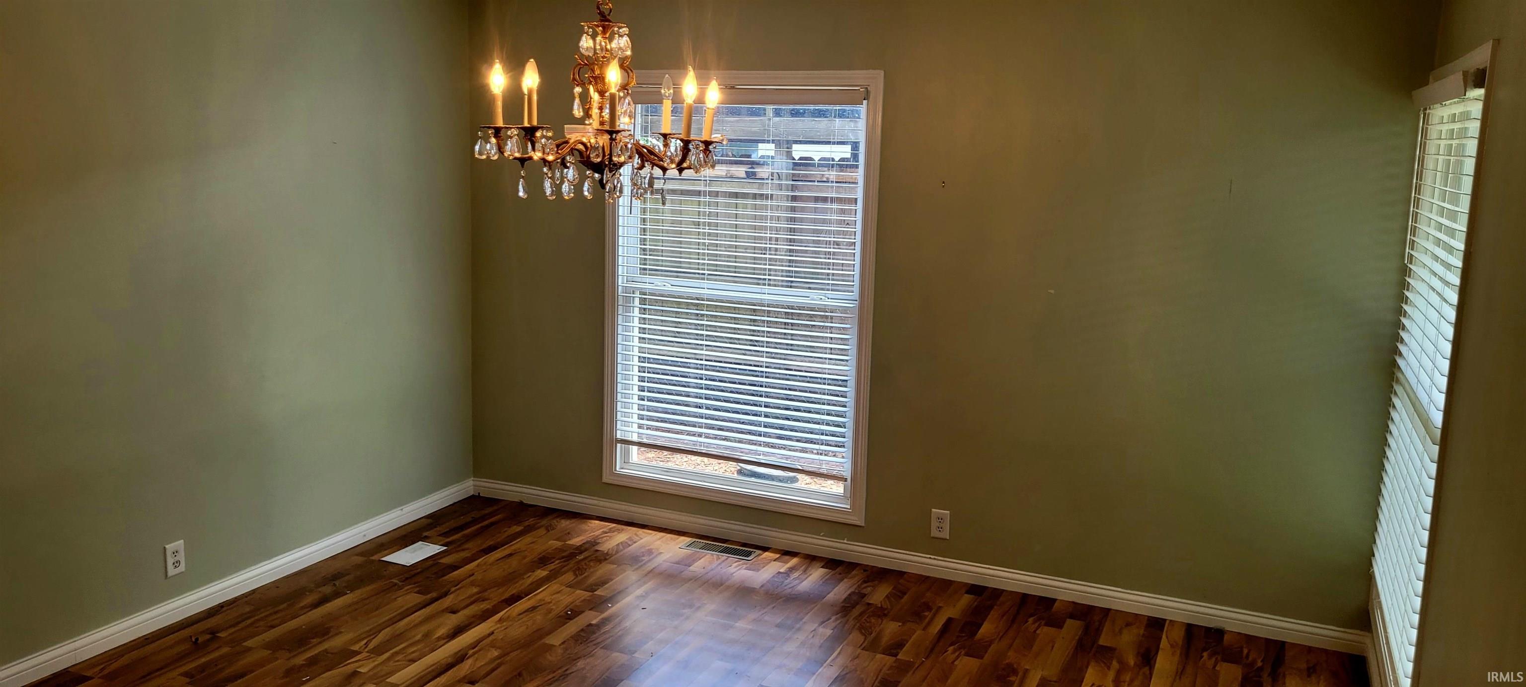3127 Voll Lane South Bend IN 46615