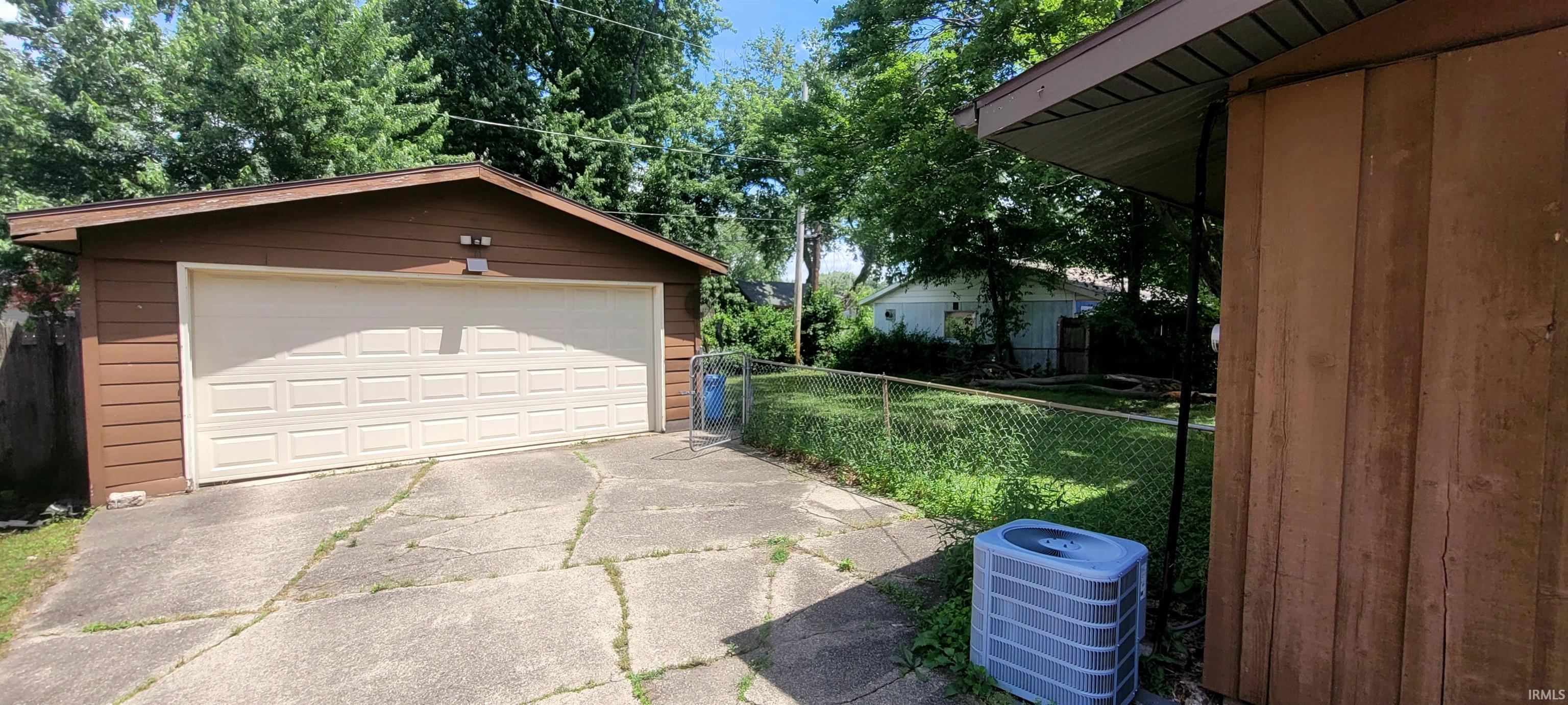 3127 Voll Lane South Bend IN 46615