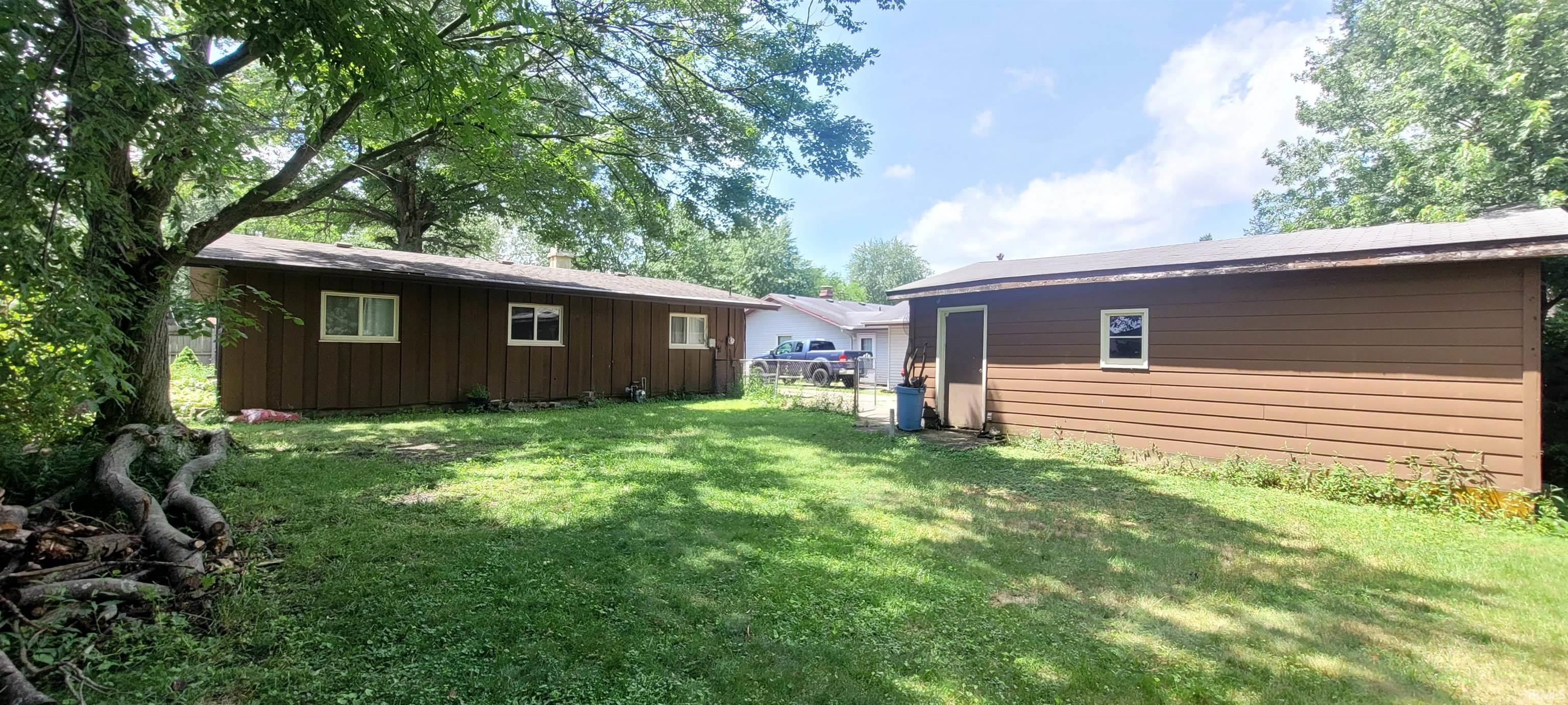 3127 Voll Lane South Bend IN 46615