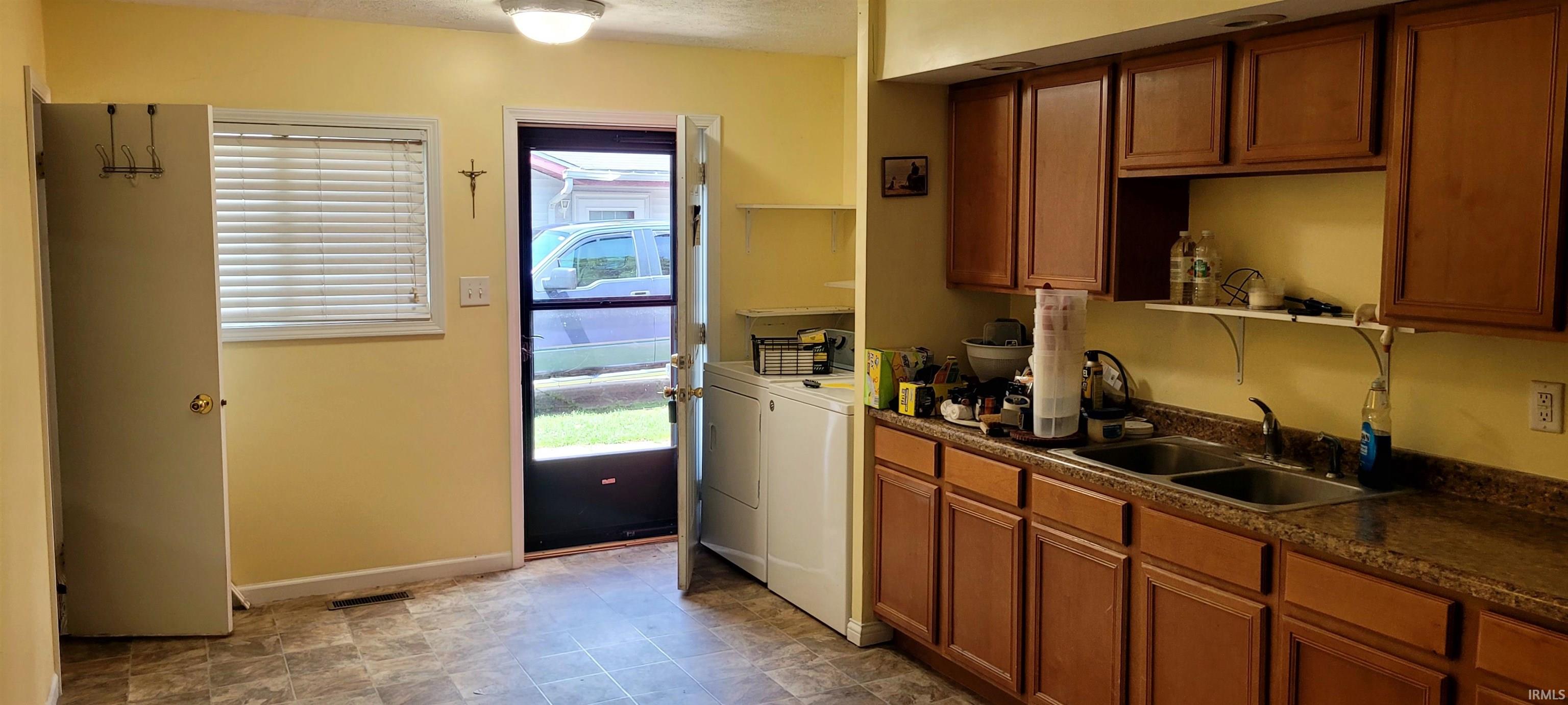 3127 Voll Lane South Bend IN 46615