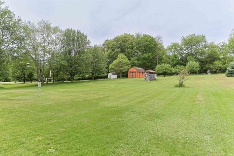 609 S Bray Street New Carlisle IN 46552