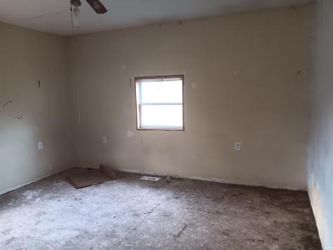 7775 E Church Street Dugger IN 47848