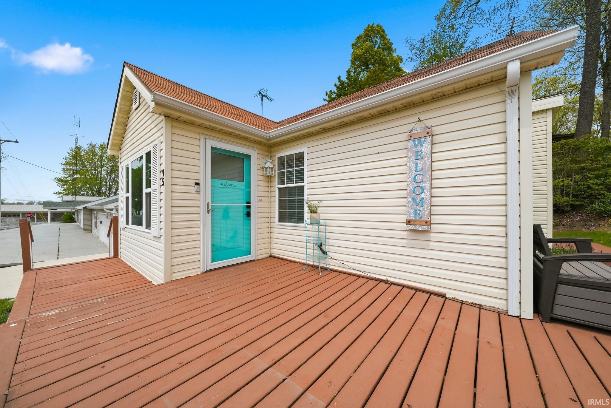 95 133 Turkey Lake Lane Lagrange IN 46761