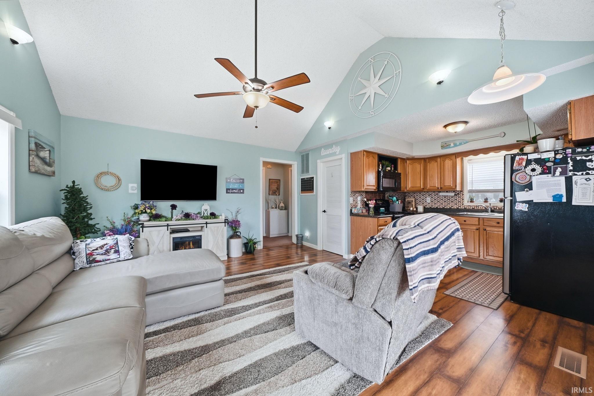 95 133 Turkey Lake Lane Lagrange IN 46761